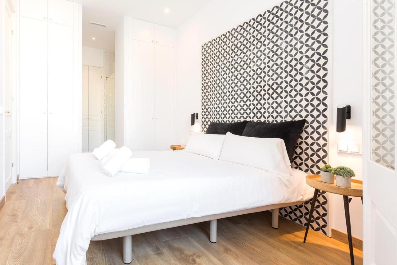 Cozy Apartment Close To Passeig De Gracia Barcelona Exterior foto