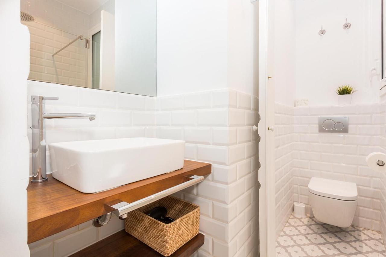 Cozy Apartment Close To Passeig De Gracia Barcelona Exterior foto